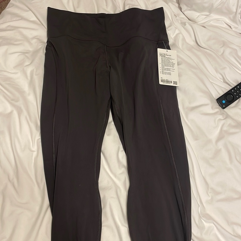 Lululemon align pant 25 inch with pockets